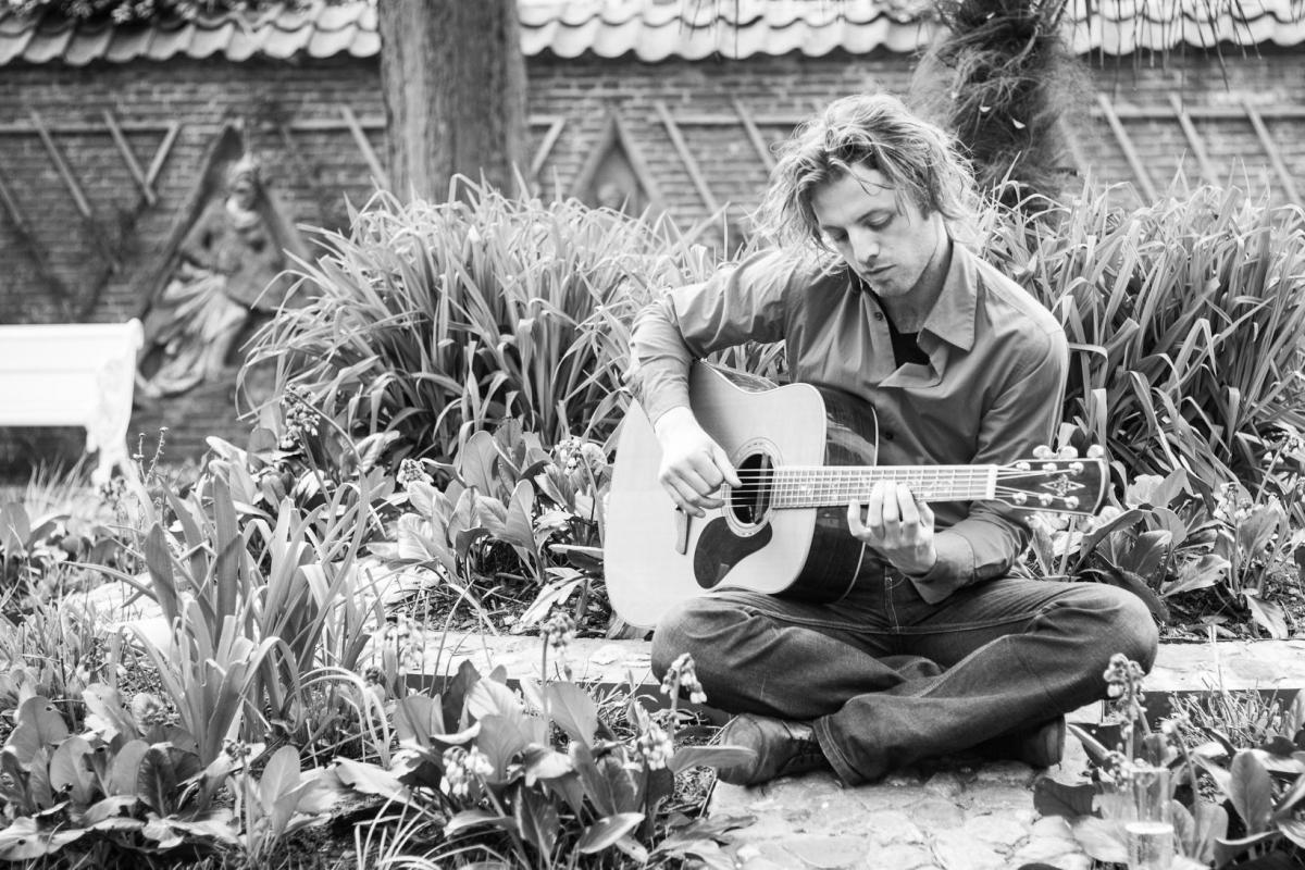 Gitaardocent Marijn Walraven