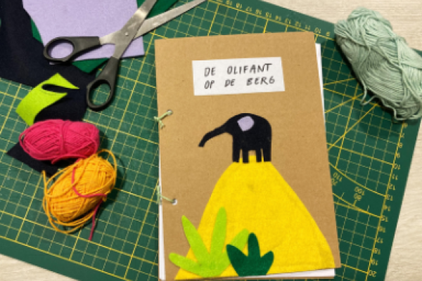 De Fabriek op Zondag: DIY knutseltafel: Maak je eigen boek!