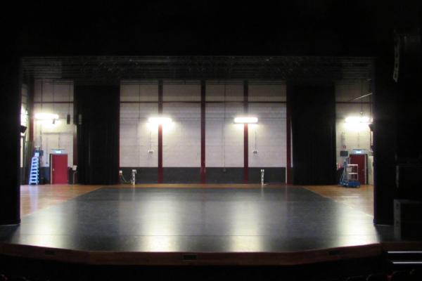 Gratis theaterrondleiding - neem een kijkje achter de schermen