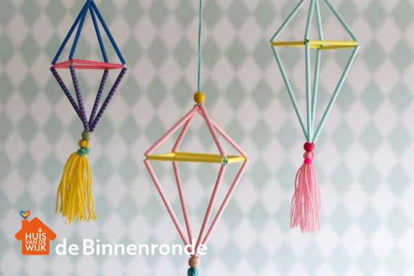 Binnenronde: DIY raamhanger