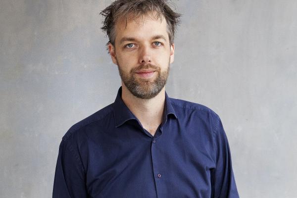 Journalist Olaf Koens met persoonlijk verhaal over Oekraïne