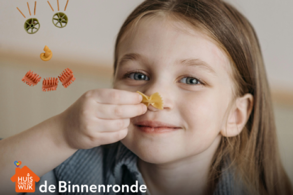 Binnenronde: Knutselen met pasta
