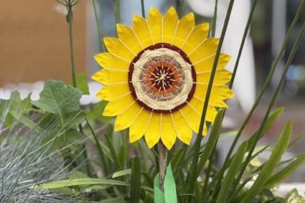 Zonnebloemen knutselen