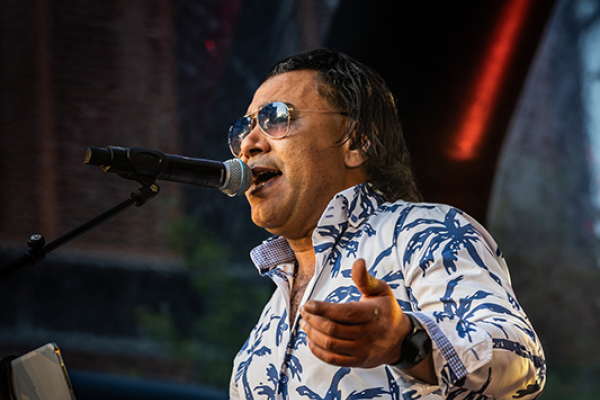 Veense zanger Cheb Abdelghani