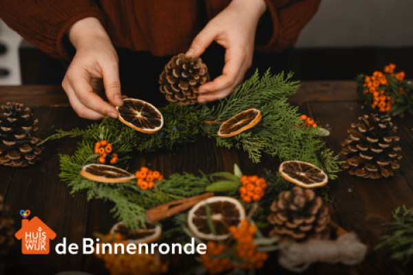 Binnenronde: Bloemschikken met wintergroen
