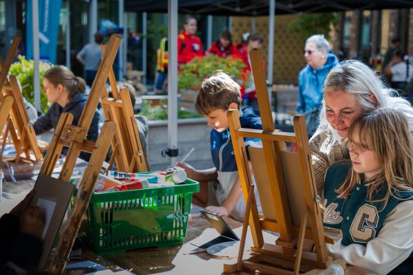 Creatieve workshop tijdens Lampegietersdagen 2026