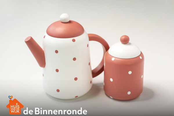 Binnenronde: Dot painting op keramiek