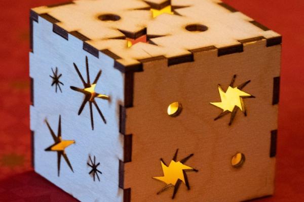 FabLab workshop: Feestelijke waxinelichtjeshouder